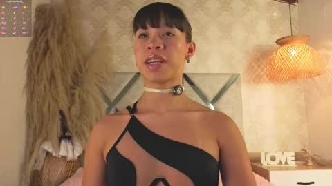 kimhilton online show from 4, 11, 2025