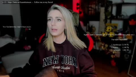 Wolfs Girl online show from 17, 9, 2025