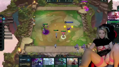 Wolfs Girl online show from 20, 9, 2025