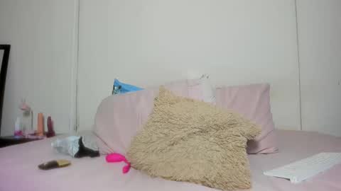 Kim Joy online show from 19, 2, 2025