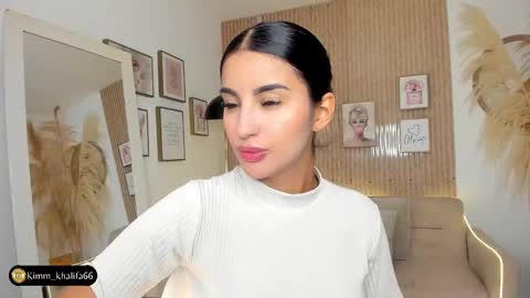 Kim  online show from 25, 1, 2025