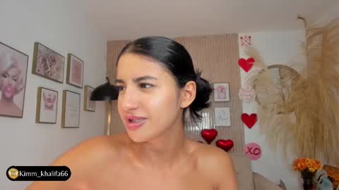 Kim  online show from 26, 2, 2025