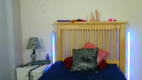 Kimmi Taylor online show from 8, 1, 2026