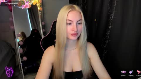 kimmy1_powell online show from 15, 4, 2026