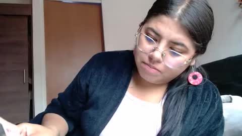 Kimmy online show from 11, 3, 2025