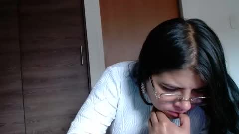 Kimmy online show from 12, 3, 2025