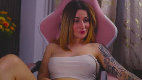 Snapshot of kimskye chatting on 5, 2, 2025 KimSkye online show from 5, 2, 2025