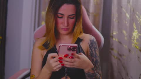 Snapshot of kimskye chatting on 7, 2, 2025 KimSkye online show from 7, 2, 2025