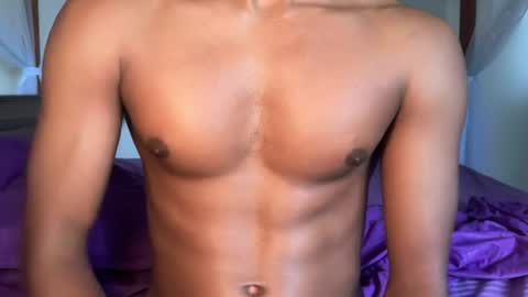 Snapshot of kinda_horny_right_now chatting on 6, 7, 2026 Isaac online show from 6, 7, 2026