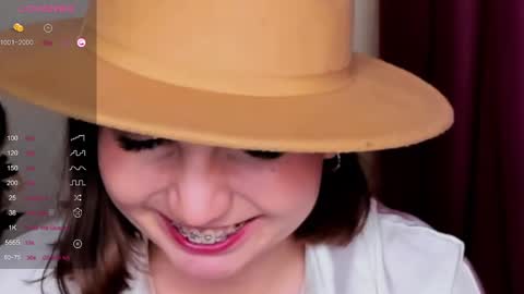 Snapshot of kindhazelhere_ chatting on 12, 2, 2025 Hazel online show from 12, 2, 2025