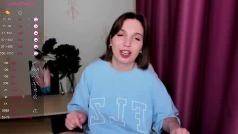 Snapshot of kindhazelhere_ chatting on 13, 2, 2025 Hazel online show from 13, 2, 2025