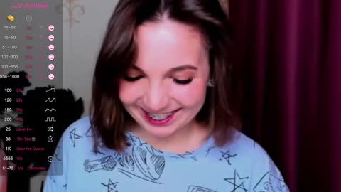 Snapshot of kindhazelhere_ chatting on 3, 3, 2025 Hazel online show from 3, 3, 2025