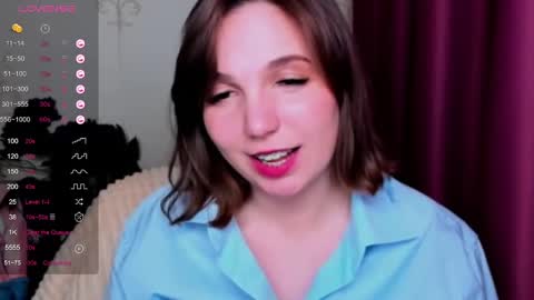 Snapshot of kindhazelhere_ chatting on 5, 3, 2025 Hazel online show from 5, 3, 2025