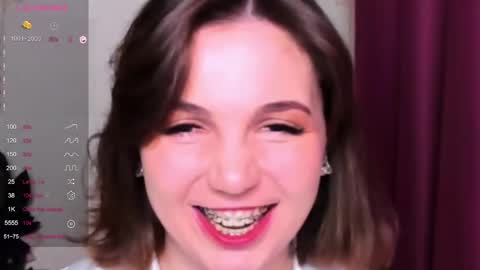 Snapshot of kindhazelhere_ chatting on 5, 3, 2025 Hazel online show from 5, 3, 2025