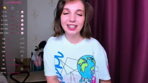 Snapshot of kindhazelhere_ chatting on 11, 3, 2025 Hazel online show from 11, 3, 2025