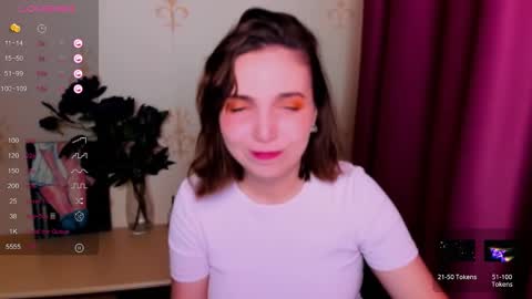 Snapshot of kindhazelhere_ chatting on 15, 9, 2025 Hazel online show from 15, 9, 2025