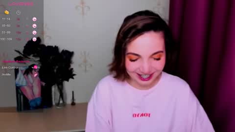 Snapshot of kindhazelhere_ chatting on 5, 10, 2025 Hazel online show from 5, 10, 2025