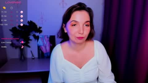 Snapshot of kindhazelhere_ chatting on 13, 10, 2025 Hazel online show from 13, 10, 2025