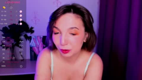 Snapshot of kindhazelhere_ chatting on 25, 10, 2025 Hazel online show from 25, 10, 2025