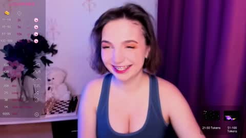 Snapshot of kindhazelhere_ chatting on 8, 11, 2025 Hazel online show from 8, 11, 2025