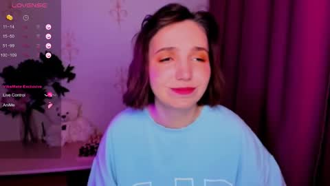 Snapshot of kindhazelhere_ chatting on 26, 11, 2025 Hazel online show from 26, 11, 2025