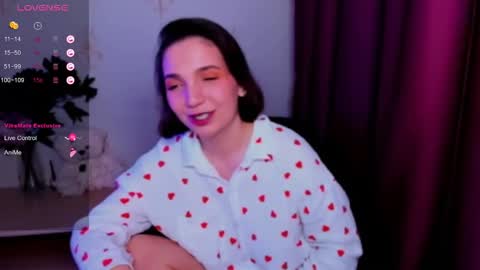 Snapshot of kindhazelhere_ chatting on 28, 11, 2025 Hazel online show from 28, 11, 2025