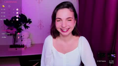 Hazel online show from 11, 3, 2026