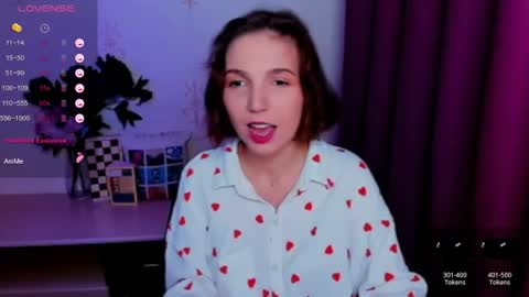 Hazel online show from 31, 7, 2026