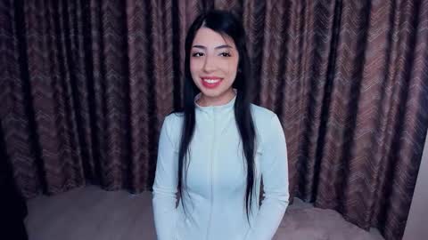 Snapshot of kindraevert chatting on 16, 11, 2025 Megan online show from 16, 11, 2025