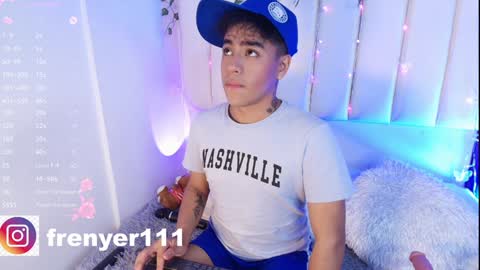 Snapshot of king_azahell chatting on 21, 1, 2025 king help me reach 100 likes online show from 21, 1, 2025