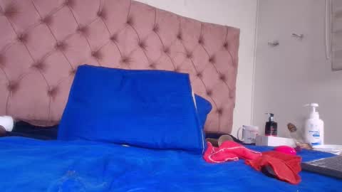 Snapshot of king_bella_ chatting on 13, 2, 2025 Bella online show from 13, 2, 2025