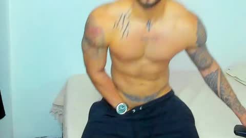 Snapshot of king_of_kings__ chatting on 28, 4, 2026 king_of_kings__ online show from 28, 4, 2026