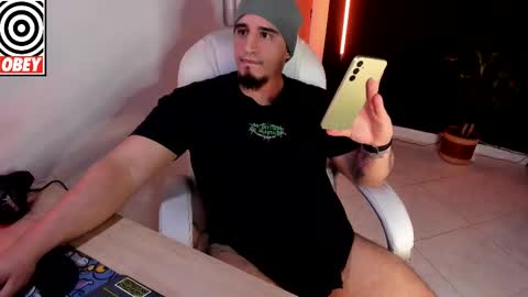 King Bear online show from 4, 2, 2026