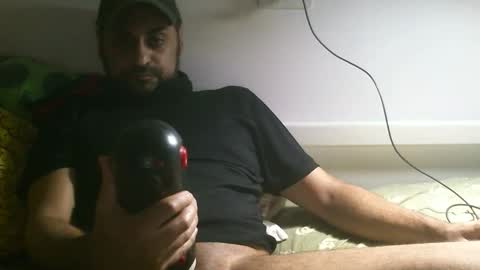  ivano corona  online show from 8, 11, 2025