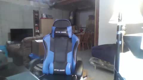 Snapshot of kingoffootfetish chatting on 17, 12, 2024 Master King Tommy online show from 17, 12, 2024