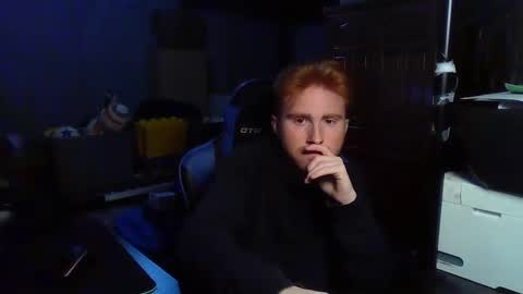 Snapshot of kingoffootfetish chatting on 30, 11, 2025 Master King Tommy online show from 30, 11, 2025