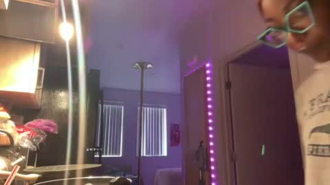 King Parris Jae online show from 13, 7, 2026
