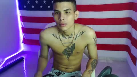 Snapshot of kings_latins chatting on 12, 11, 2025 DOMINANT ALPHA KINGS online show from 12, 11, 2025