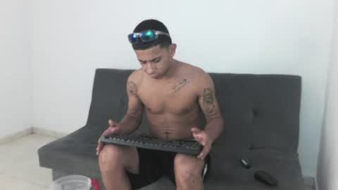 Snapshot of kings_latins chatting on 3, 7, 2026 DOMINANT ALPHA KINGS online show from 3, 7, 2026