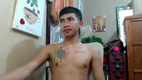 Snapshot of kingscock18 chatting on 13, 11, 2025 ALVIN online show from 13, 11, 2025