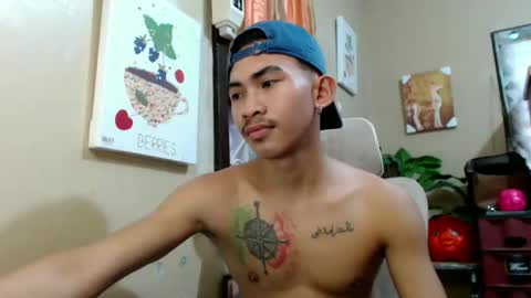 Snapshot of kingscock18 chatting on 19, 12, 2025 ALVIN online show from 19, 12, 2025