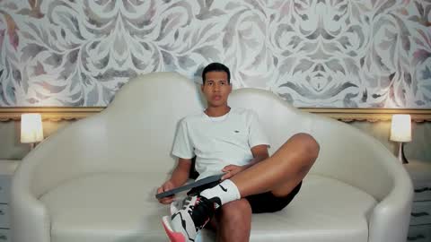 sebastian online show from 14, 11, 2025