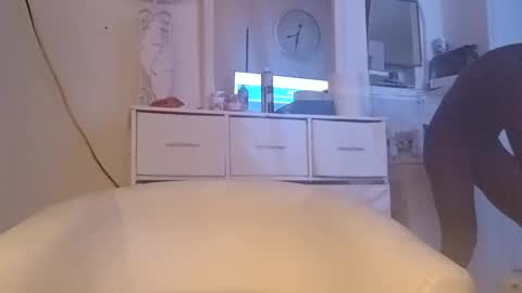 Snapshot of kingzoe1989 chatting on 29, 11, 2025 kingzoe1989 online show from 29, 11, 2025