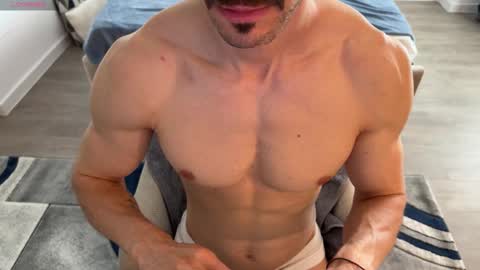 Snapshot of kinky_alonzo chatting on 25, 9, 2025 Alonzo online show from 25, 9, 2025