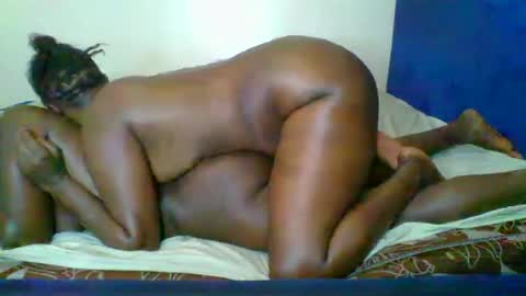 Snapshot of kinky_roey chatting on 10, 3, 2025 kinky_roey online show from 10, 3, 2025