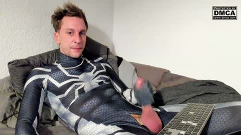 Snapshot of kinky_spidey chatting on 23, 12, 2024 kinky_spidey online show from 23, 12, 2024