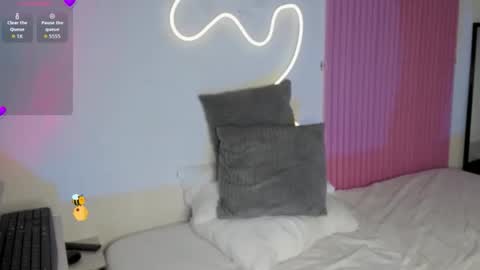 kinky yeyns online show from 28, 10, 2025