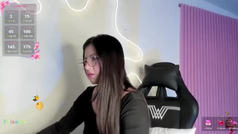 kinky yeyns online show from 1, 3, 2026