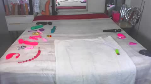 KinyBunz online show from 19, 2, 2026