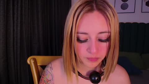  Sara  online show from 15, 12, 2024